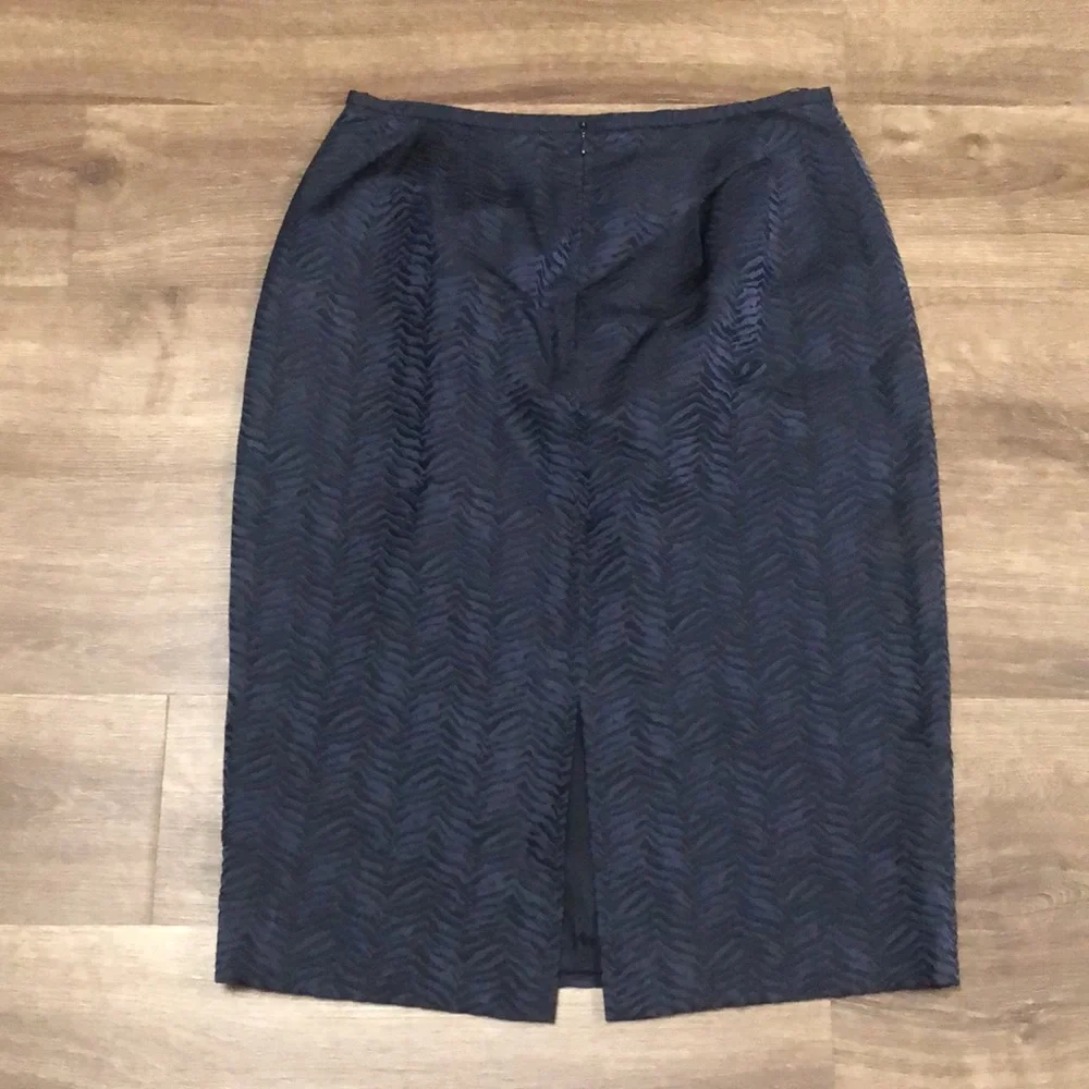 Lafayette 148 NY Black & Blue Tiger Stripes Silk Blend Pencil Skirt size 6